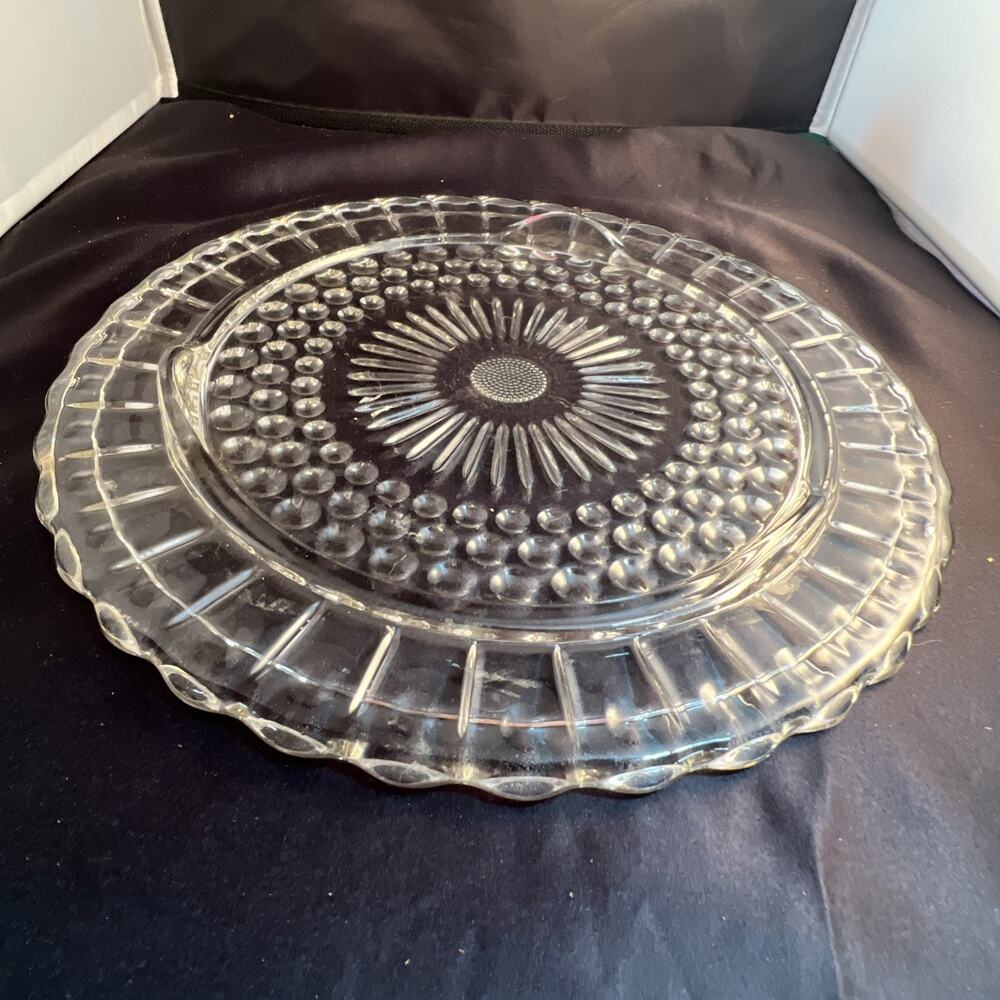 Vintage Federal Glass Sunburst/Dots Depression Glass Clear Footed Cake Plate - Picture 5 of 6